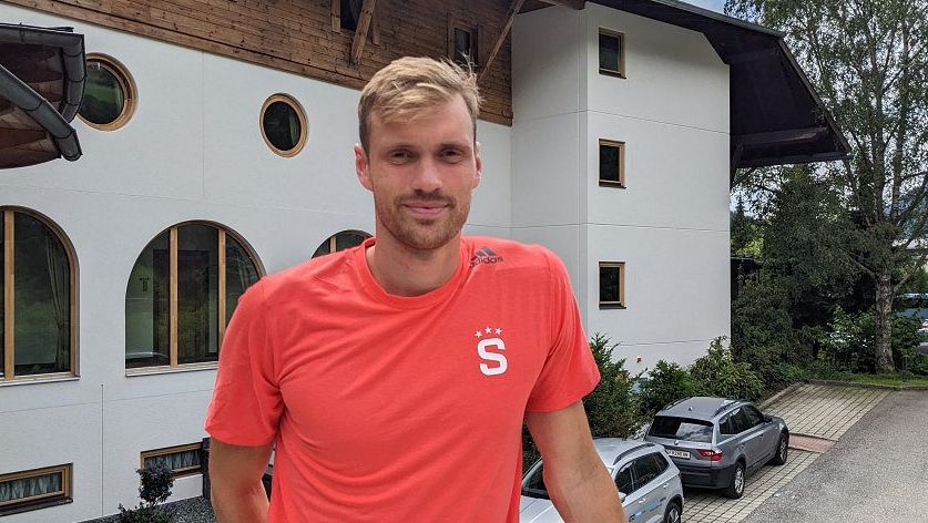 Pravá, levá, dobrý den. Sörensen o češtině i další sezoně: Slavii můžeme znovu porazit