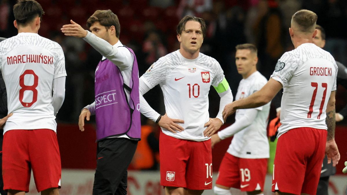 Poláci remízou s trpaslíkem umetli českou postupovou cestičku. Neumím zázraky, brání se kouč