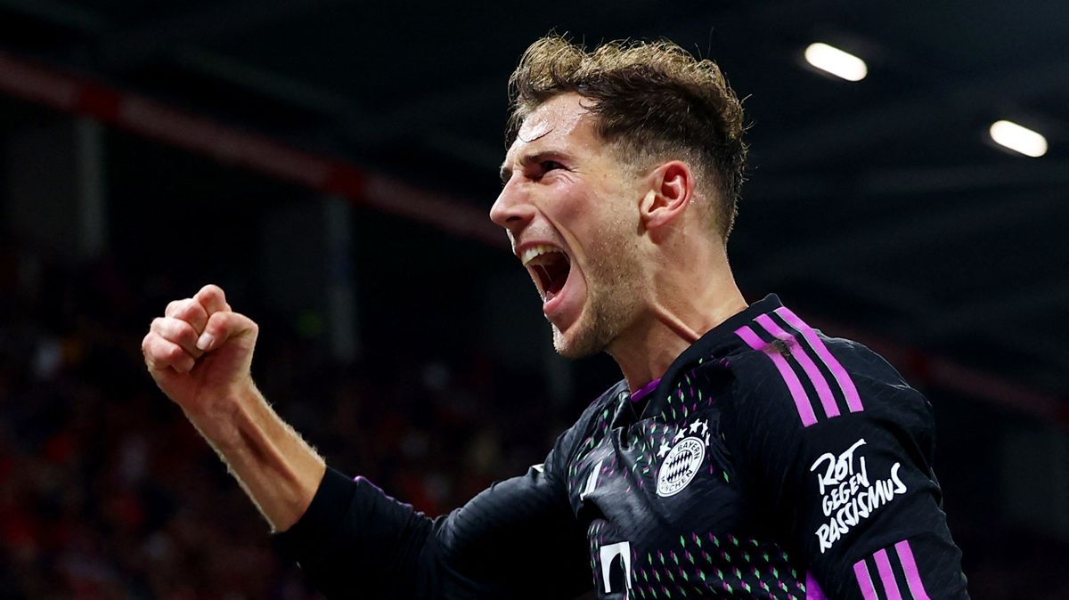 Reprezentační záložník Goretzka bude chybět Bayernu se zlomenou rukou