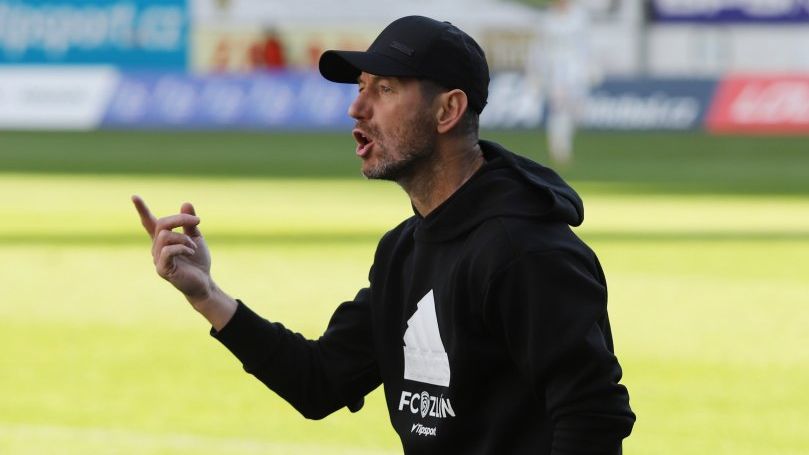 Měl by se hrát fotbal, nikoli kopaná, očekává Červenka před utkáním v Liberci. Dárky nakupuje přes internet