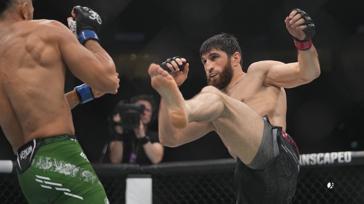 Kamarád Kadyrova a Procházkův konkurent se naparuje. V UFC chce titul