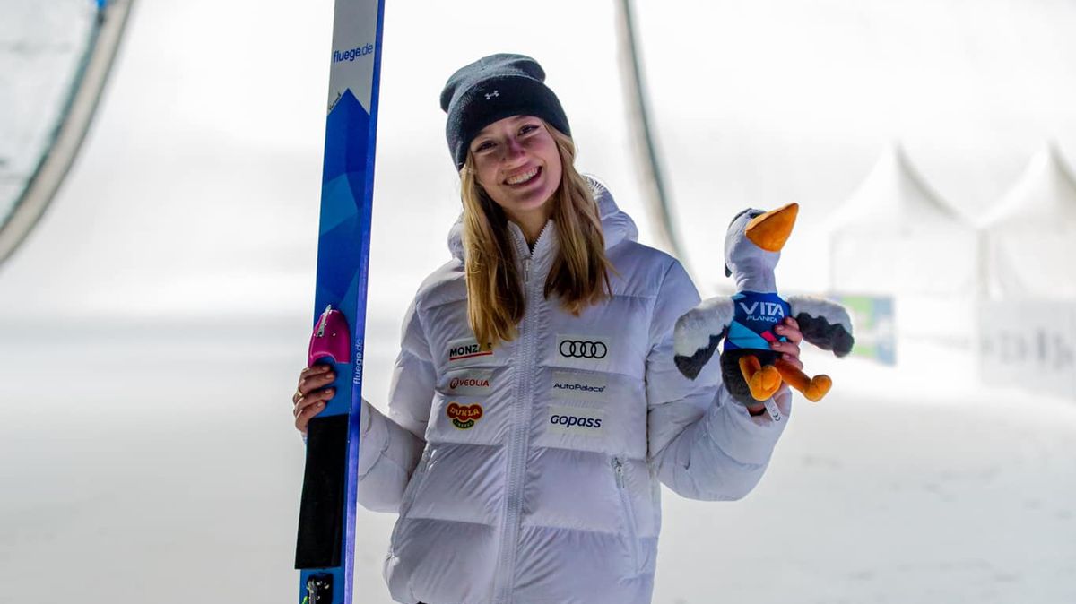 Skokanka na lyžích Jenčová postoupila na MS do druhého kola