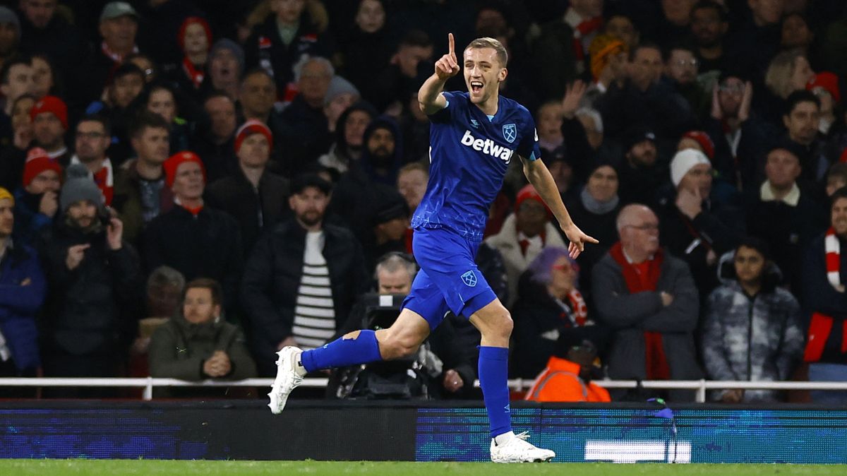 Souček udeřil proti Arsenalu