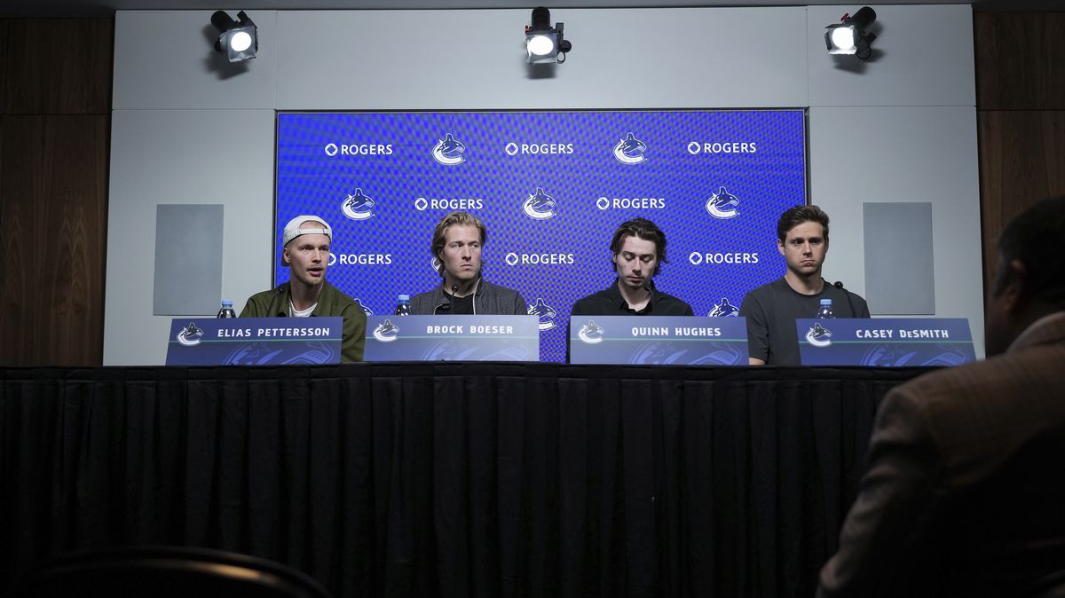 Velká pocta. Český kouč byl v NHL povýšen do role asistenta trenéra Vancouveru