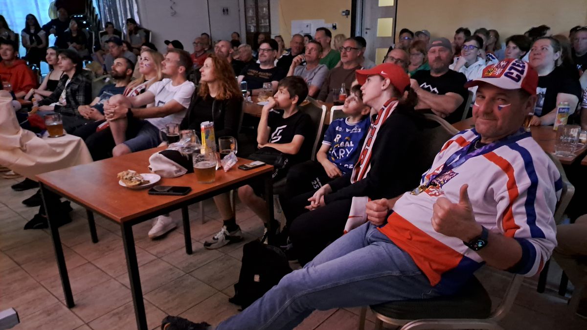 Rulíkovi sousedé při finále zaplnili společenský sál v Jenišově