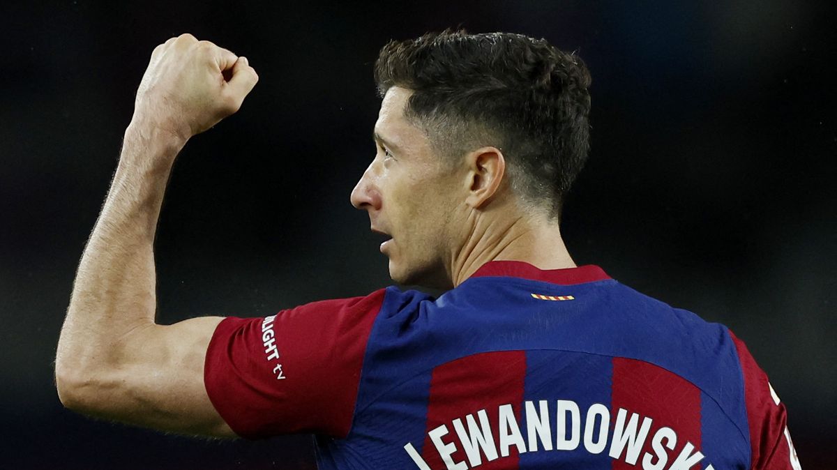 Lewandowski by mohl zpětně dostat Zlatý míč. Byla by to velká čest, říká