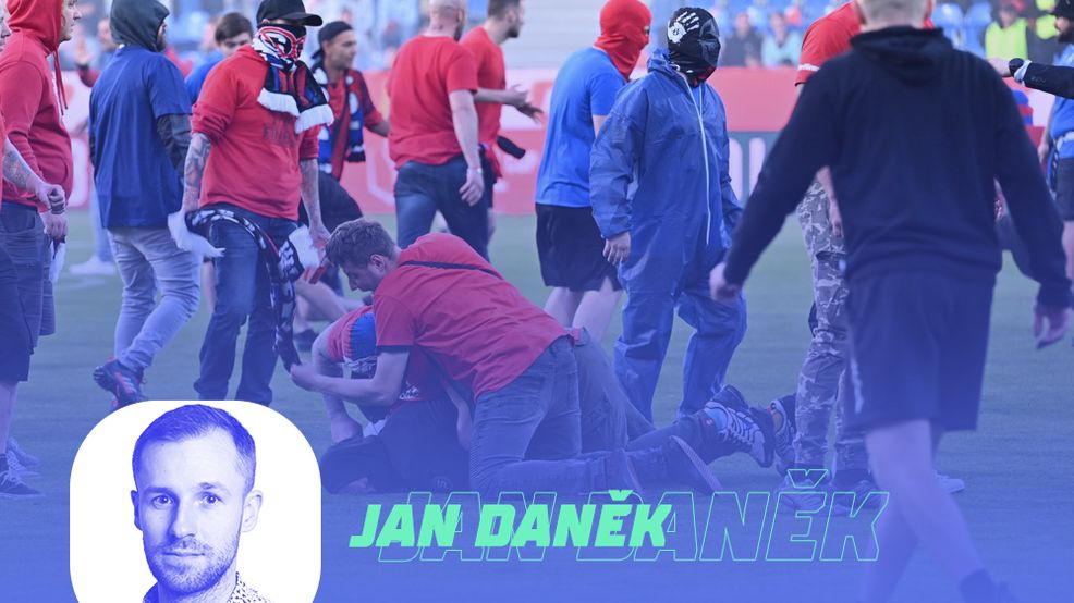 GLOSA: Nechutné, nedůstojné, nezvládnuté. A pak se divte, že ze stadionů nemizí těžkooděnci