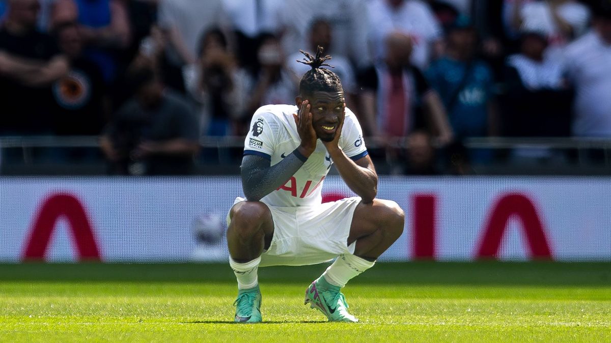 Fotbalistu Tottenhamu Bissoumu přepadli v Cannes a ukradli mu hodinky za miliony