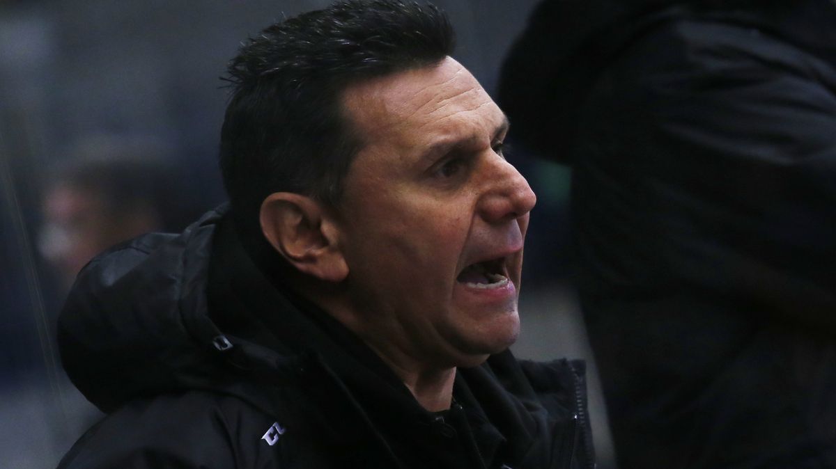 Hořava nevyšel, Dynamo dál hledá trenéra. Mělo oslovit i Vladimíra Růžičku