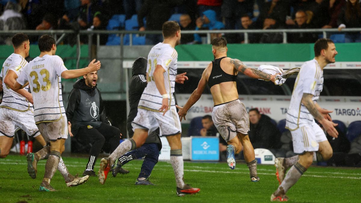 Tohle je vrchol pro fotbalové romantiky, řekl hrdina, který odpálil další senzaci