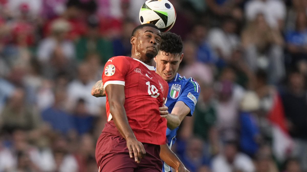 Narodil se v Anglii, teď ji může švýcarský objev a fanoušek kačera Donalda vyřadit
