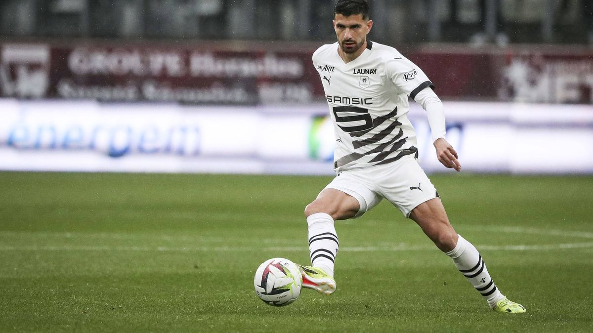 Leverkusen přivedl za 20 milionů eur útočníka Terriera z Rennes