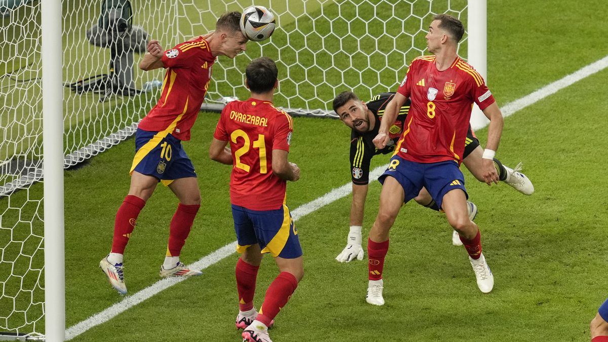 Zlatá hlava! Španělský hrdina zaskočil za gólmana a zařídil titul