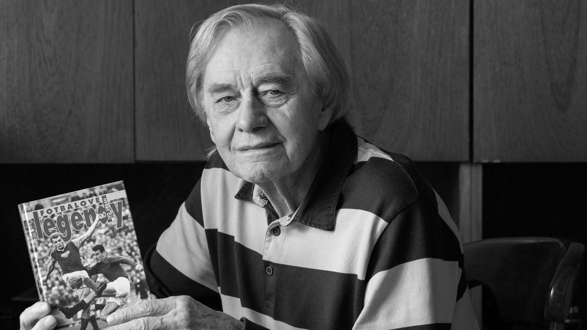 Odešla fotbalová i novinářská legenda Ivo Urban