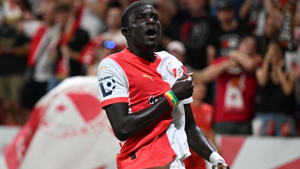Penalta a dominance. Slavia hladce přehrála Olomouc