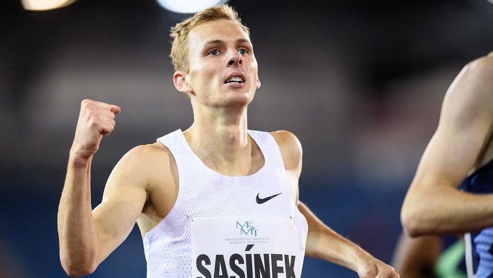 Mílaře Sasínka bude trénovat jeho dřívější soupeř Holuša