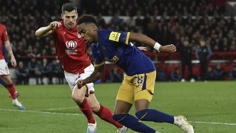 Fotbalisté Newcastlu v 28. kole anglické Premier League vyhráli 2:1 na hřišti nováčka