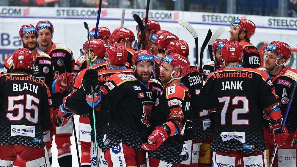 Nedivím se, že Vítkovičtí nadávají. Taky by mě s*alo takto prohrát, říká hradecký Smoleňák