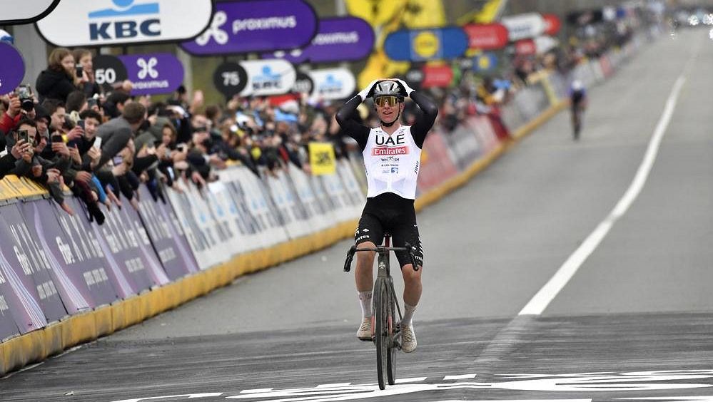 Nový Merckx! Pogačar dobyl Flandry, na Roubaix se ale ještě necítí