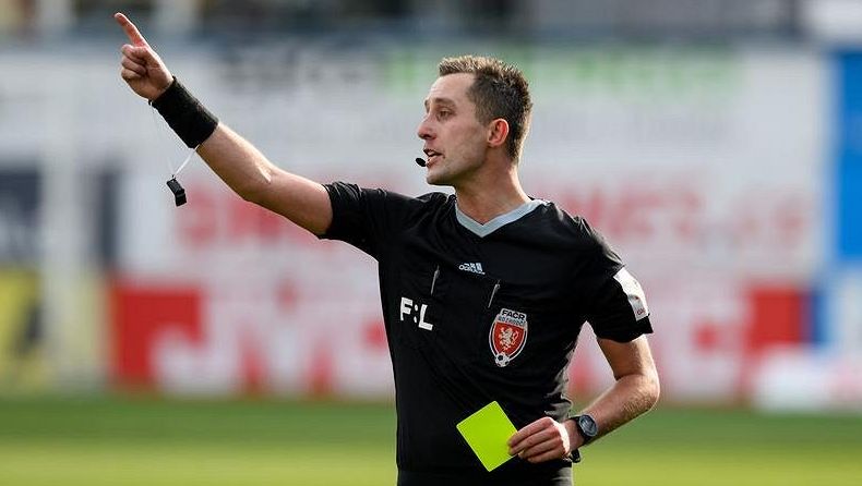 Rozhodčí pokračují ve stejném složení, Příhoda bude delegátem