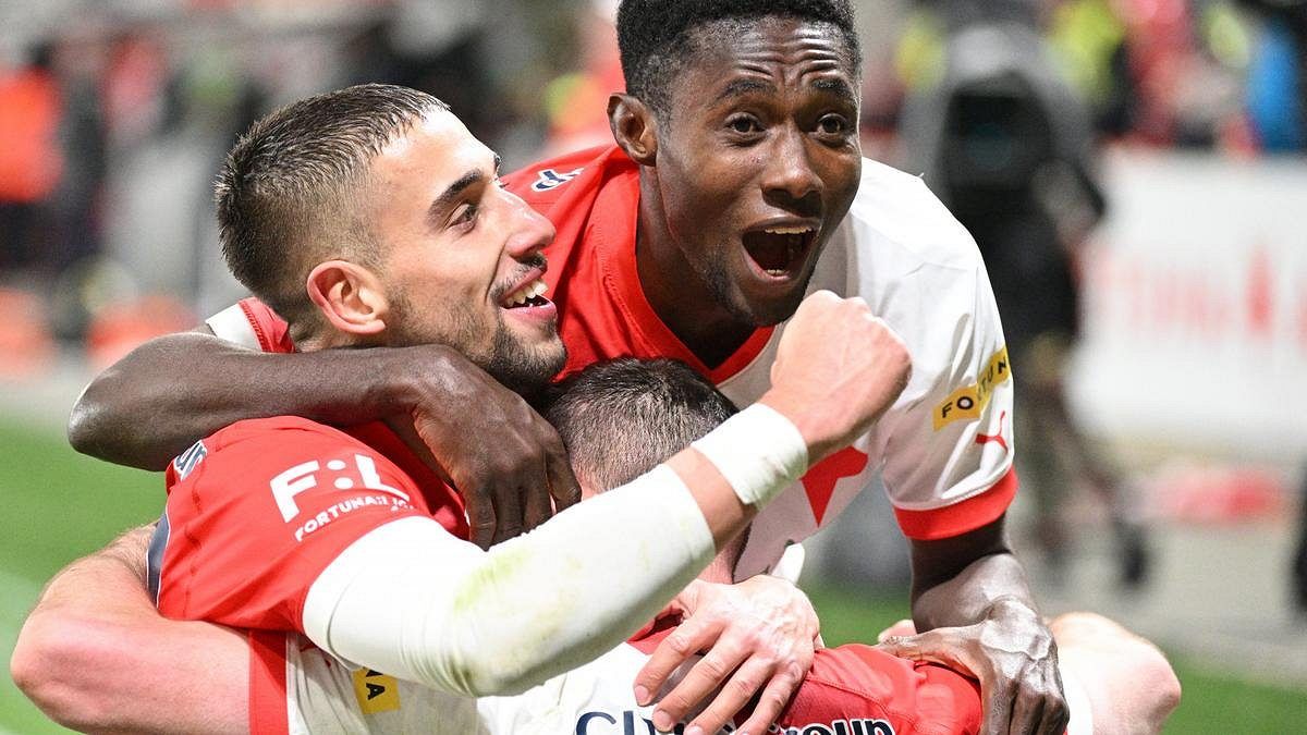 Reklama na fotbal, chválí po infarktové výhře Slavie Köstl. Se Spartou si to rozdáme na férovku, tvrdí