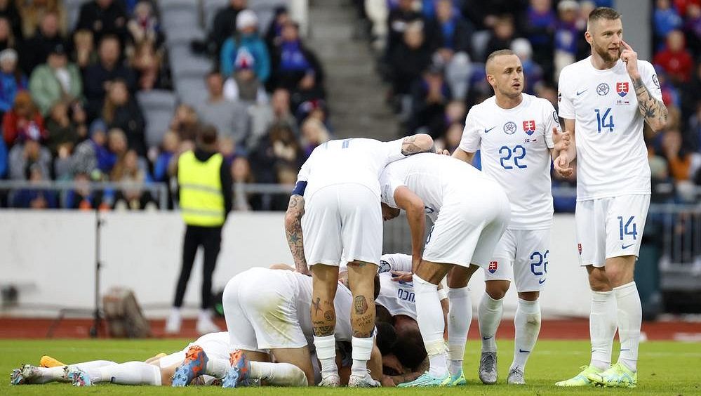 Albania – Moldova 2:0, Albania scoret for første gang i den tsjekkiske gruppen.  Slovakene feirer seieren