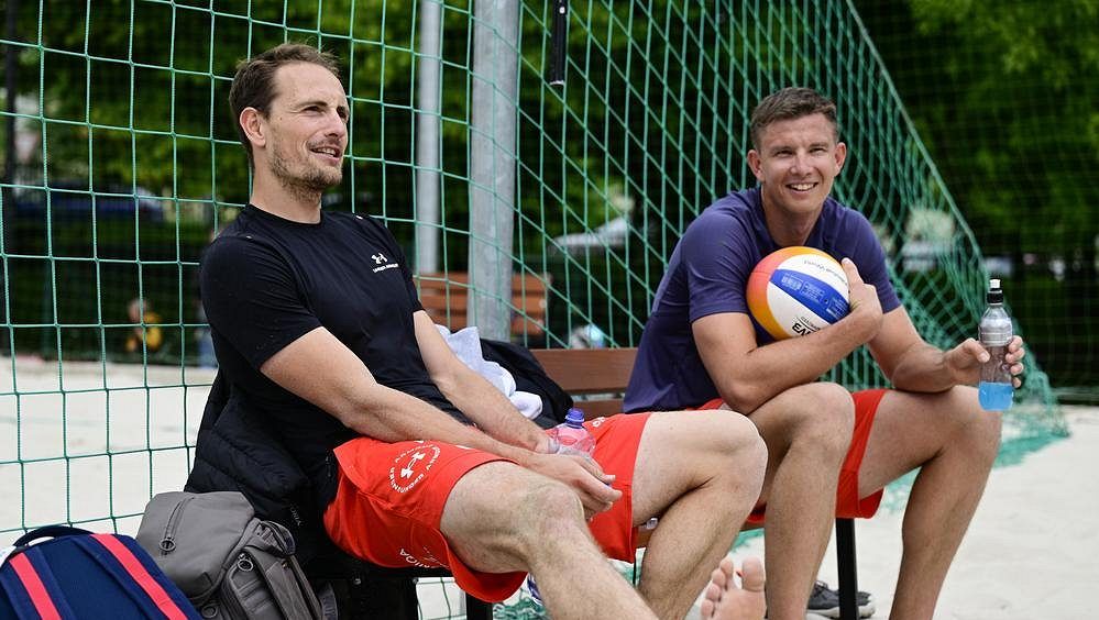 Høylytte koner, bursdagssanger og middag på motorveien.  Hvordan ødela tsjekkerne Ostrava?