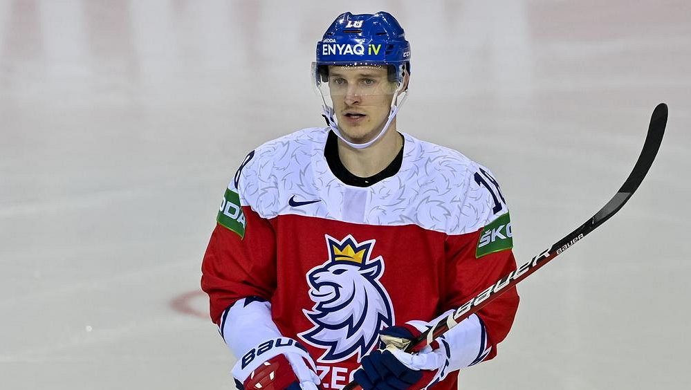 HOKEJ ONLINE: Neporažení Češi vyzvou finské mistry světa