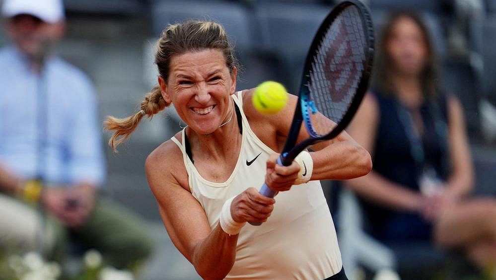 Pořadatelé turnaje v Madridu se omluvili deblistkám, jimž po finále nedali slovo