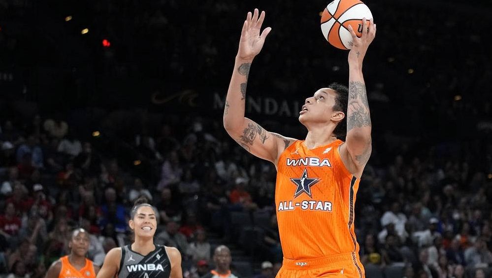 Utkání hvězd WNBA se točilo kolem Grinerové, předvedla i dvě smeče