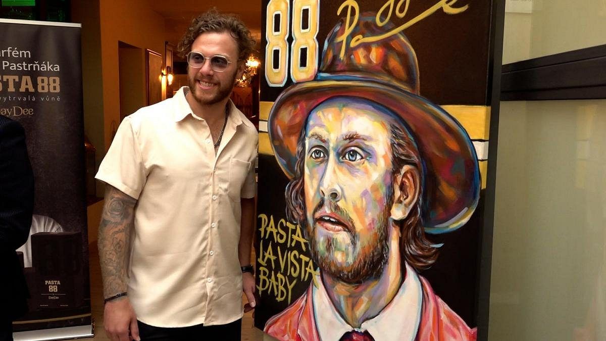 Pastrňák půjde do dražby! Nádherný, zářila hvězda NHL