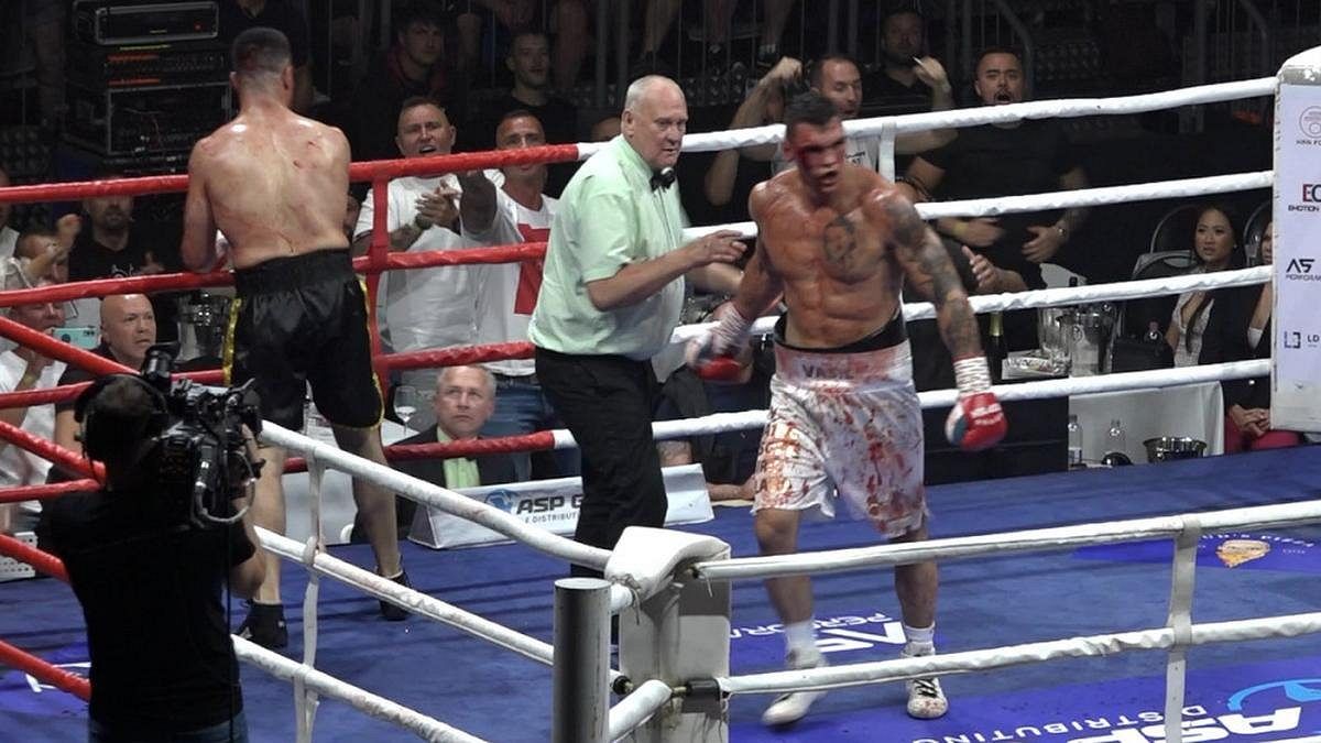 Šampion v problémech. Zalitý krví málem padl, zachránil ho až nešťastný konec