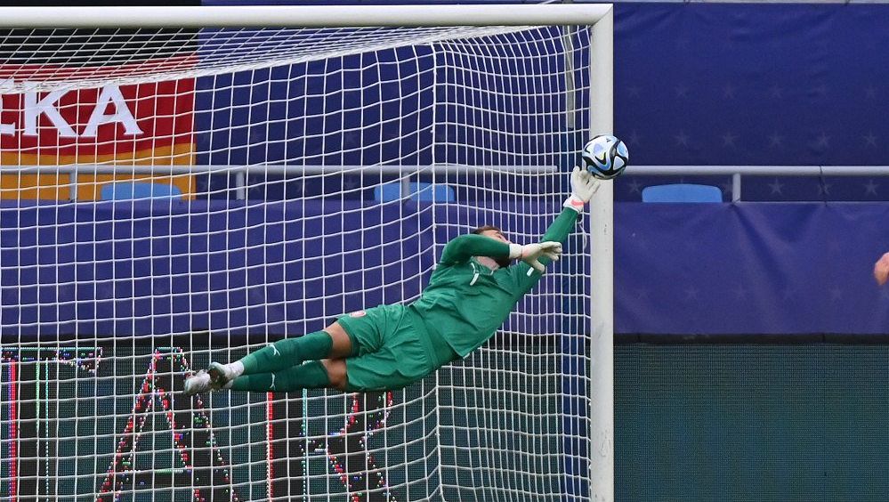Hrdina v rukavicích Jaroš děkuje parťákům: Byli pomalu na kolenou. Všichni jsme dřeli
