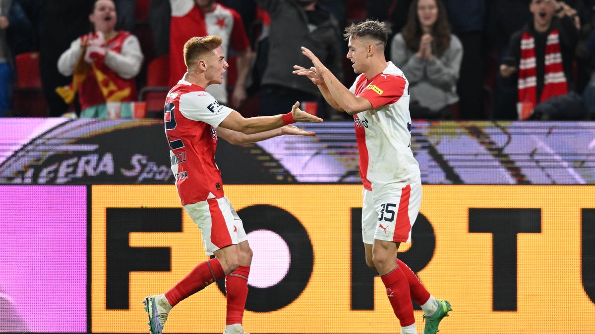 Vydřenou výhru trefil Jurásek, Slavia bere tři body