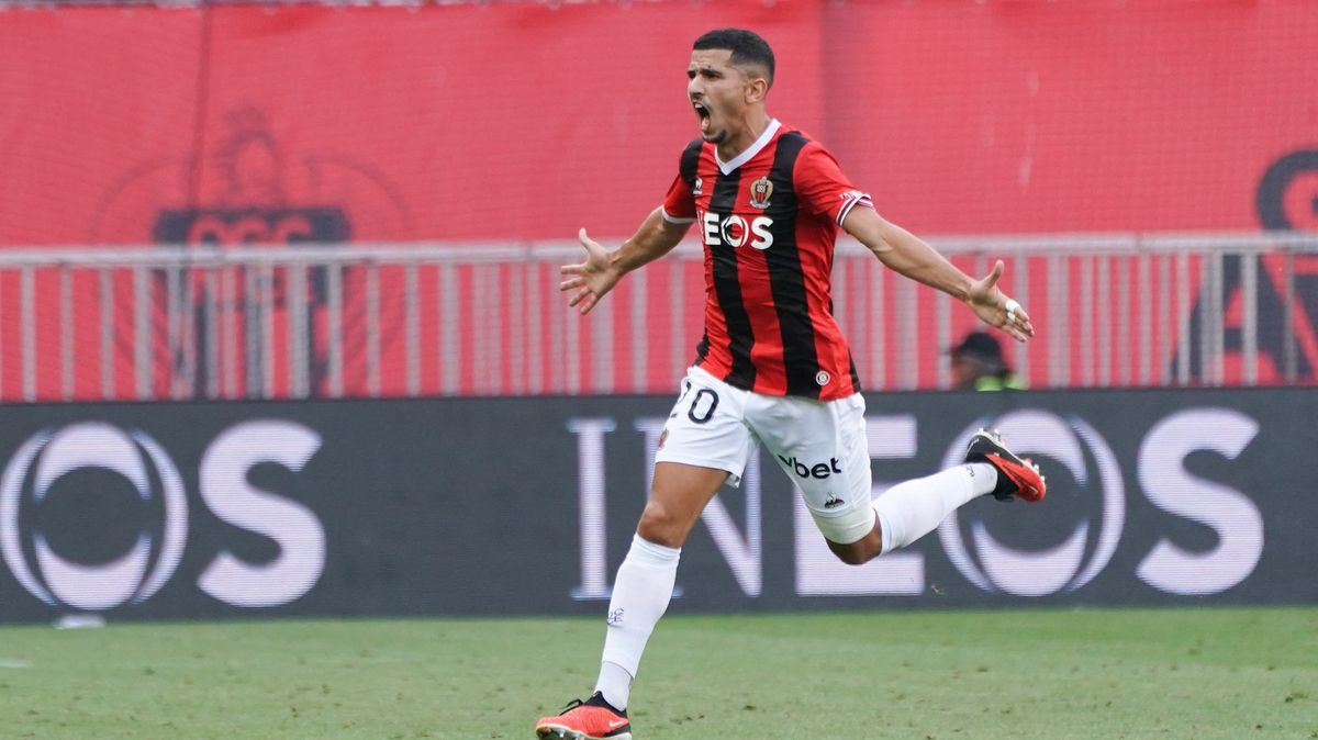 Šílený výrok fotbalisty Nice: Bůh měl všechny židy poslat do temnoty!