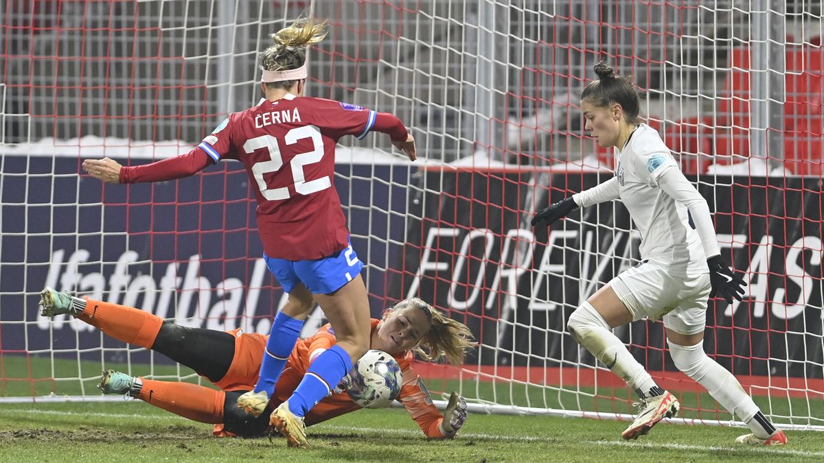 Fotbalistky si poradily se Slovinskem a postoupily do elitní skupiny Ligy národů