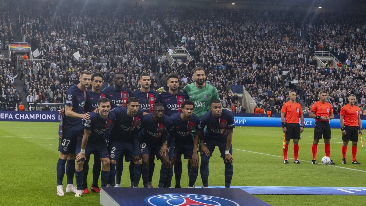 Čtyři fotbalisté PSG dostali trest za homofobní urážky soupeřů z Marseille