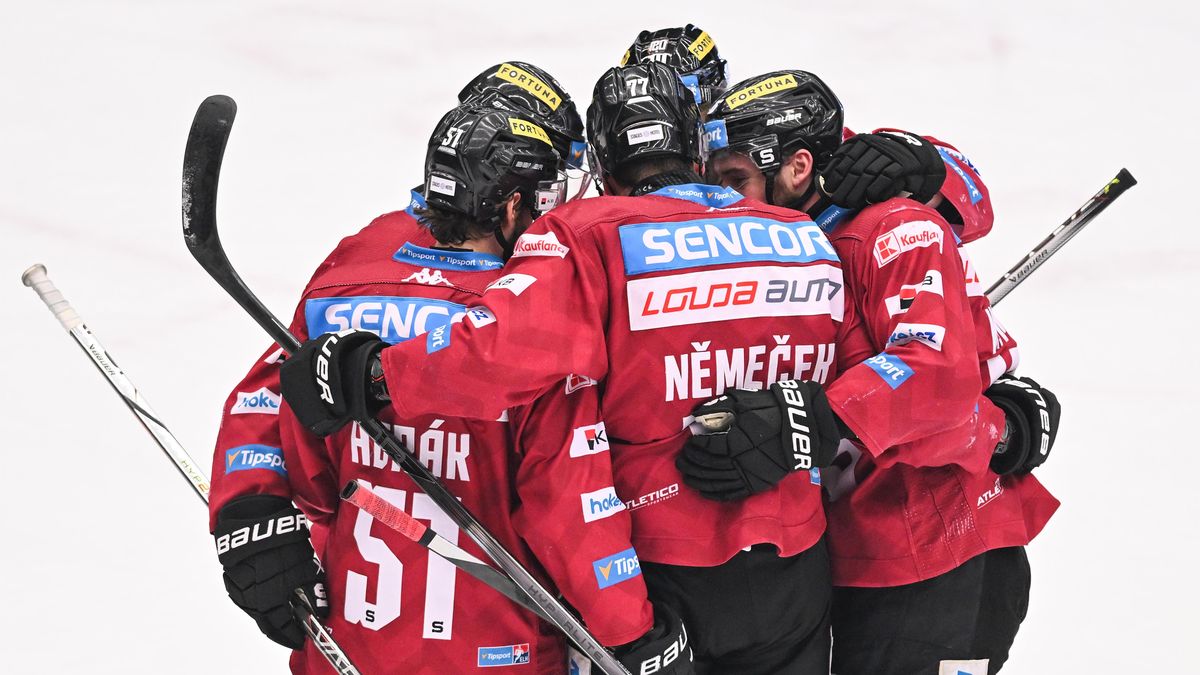 Pardubice přivítají ve šlágru Třinec, Sparta bude proti Karlovým Varům na dálku hájit vedení v extralize