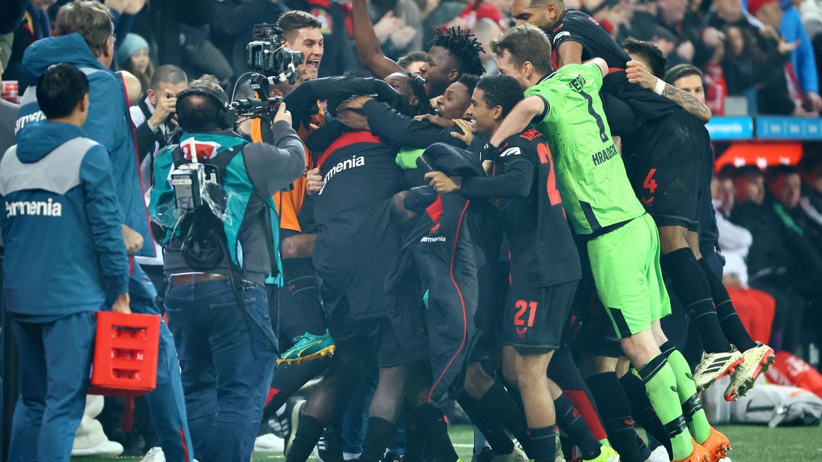 Bayern na kolenou! Leverkusen jde do trháku