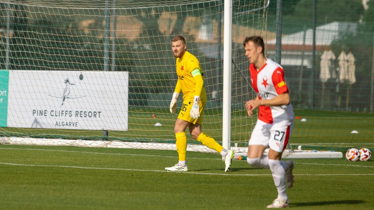Slavia už ví, jak dlouho jí bude chybět zraněný brankář Staněk. Nestihne start jara