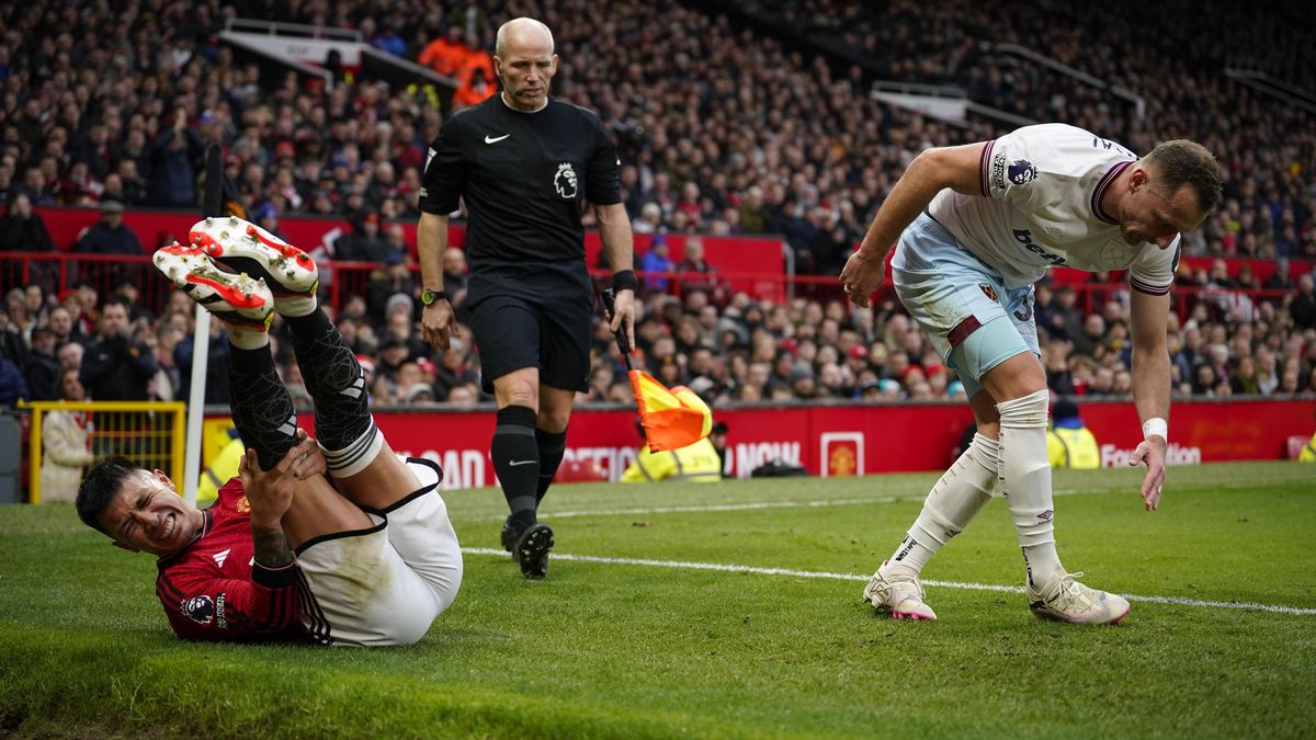 Moyes má hořký rekord a West Hamu se vzdalují poháry. Coufal slyšel nadávky