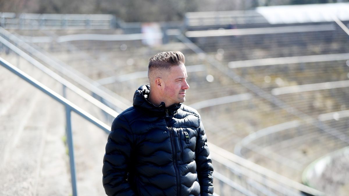 Švancarovi učaroval biatlon. Nadchli ho diváci, střelbu přirovnává k penaltám. A Krčmáře vezme na pivo