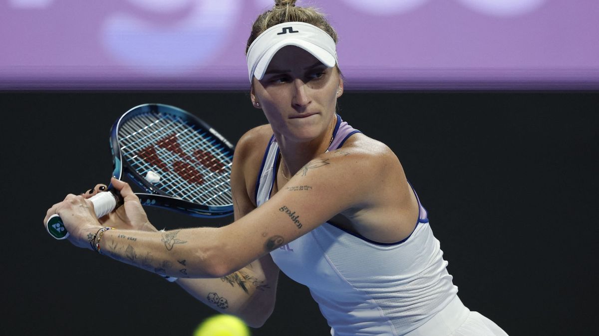 Vondroušová proti Rusce o postup mezi nejlepších osm. Na programu je i české derby