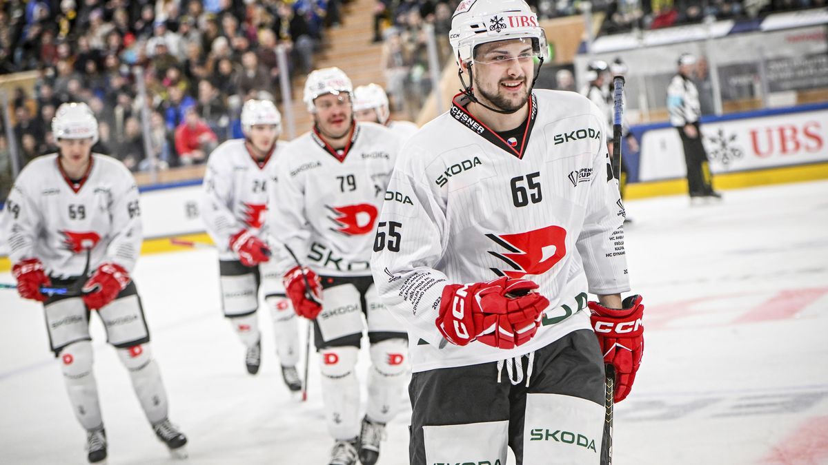 Pardubice čeká derby, Sparta nastoupí v Liberci. Kladno v ostré bitvě s posledním