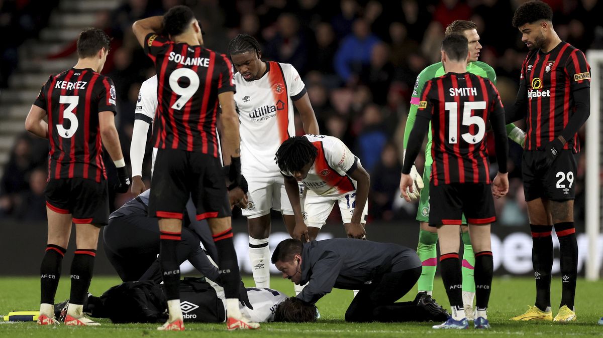 Zápas anglické ligy, nedohraný po kolapsu fotbalisty Lutonu, se bude hrát znovu