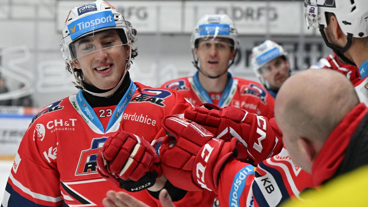 Sedlákovi hattrick zhořkl. Podcenění, skousával těžce pardubický kolaps v poslední třetině