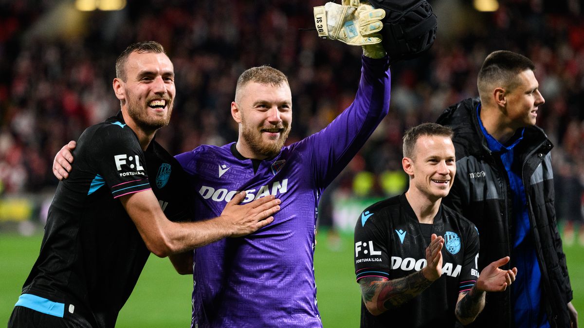 Přestupová bomba. Slavia touží po opoře Plzně