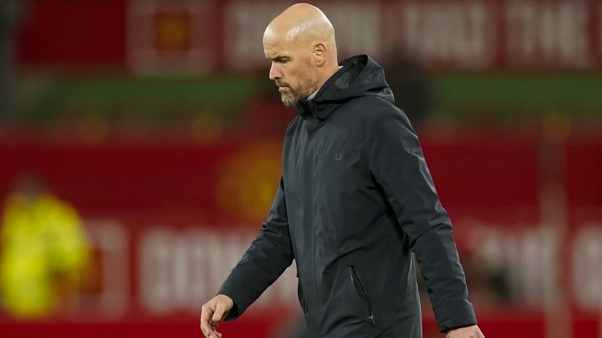 Ten Hag na hraně. United dostali další facku a trenér se omlouval fanouškům