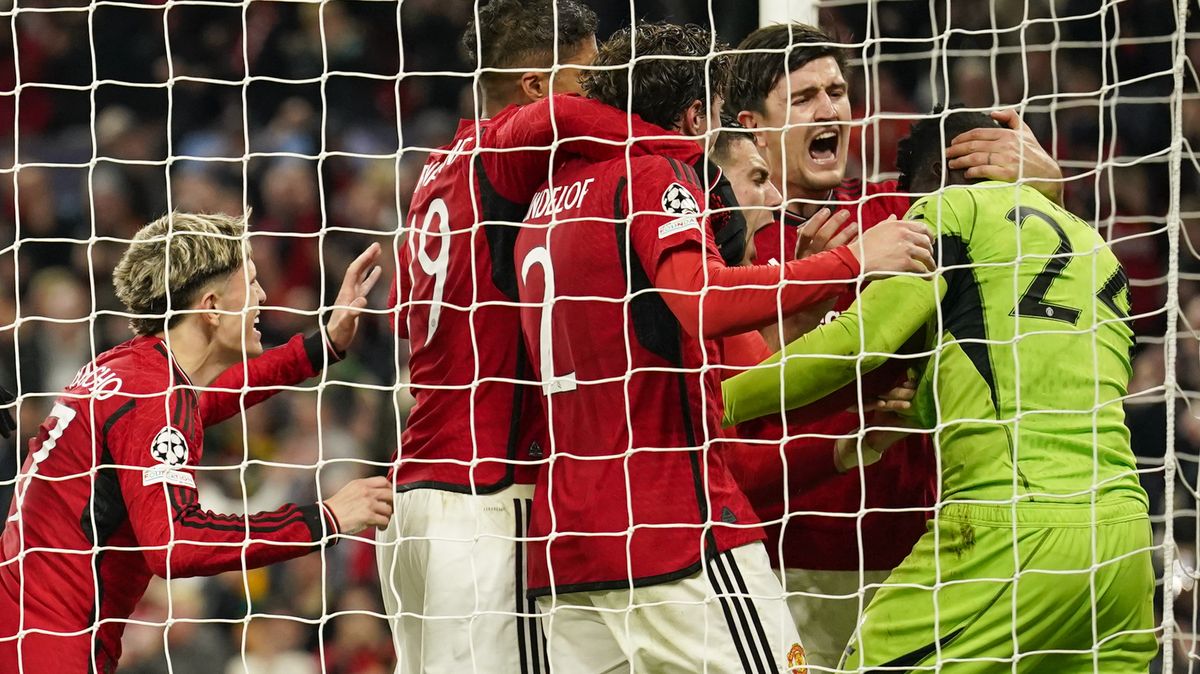 Nesympatický týpek, potrestejte ho. Talent Manchesteru United v kritické chvíli připravil na soupeře zákeřnou past