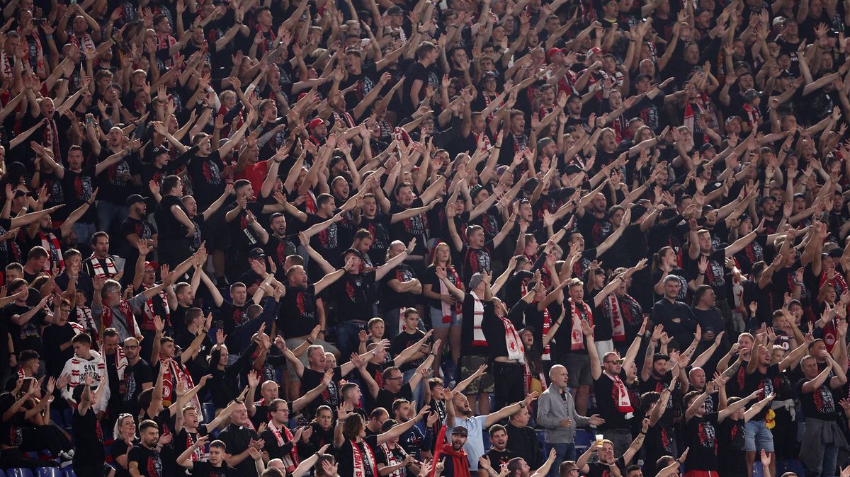 Pobodaný fanoušek Slavie je v bezpečí. Nepokoje způsobili Češi, píší Italové